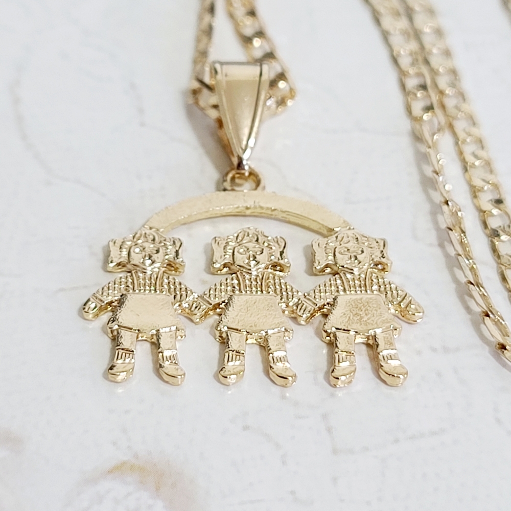 14k Gold Plated My 3 daughters necklace